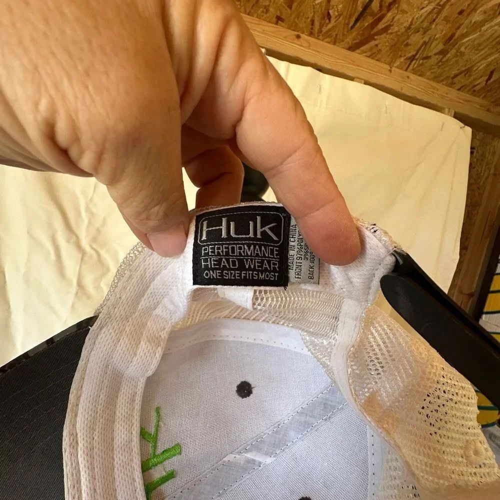Huk White Performance Mesh Cap - Picture 4 of 4